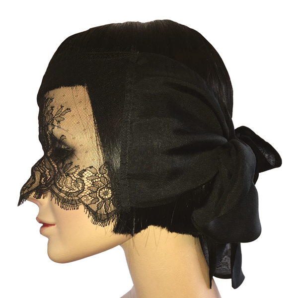Doree Chantilly Blindfold