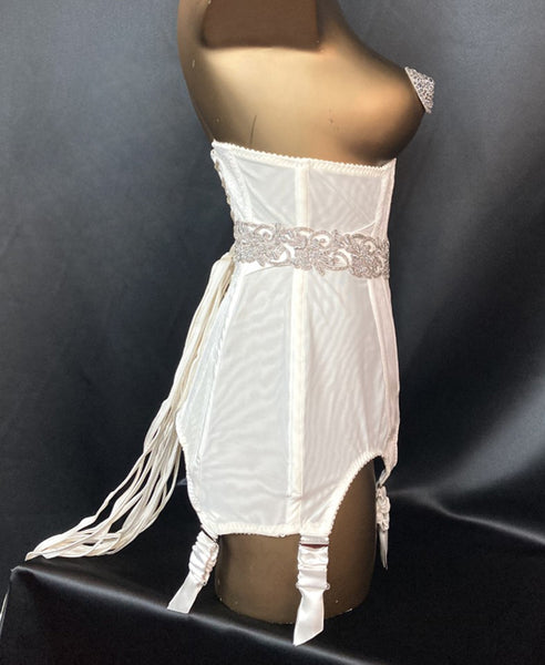 Ivory Baroque Bridal Girdle 24"